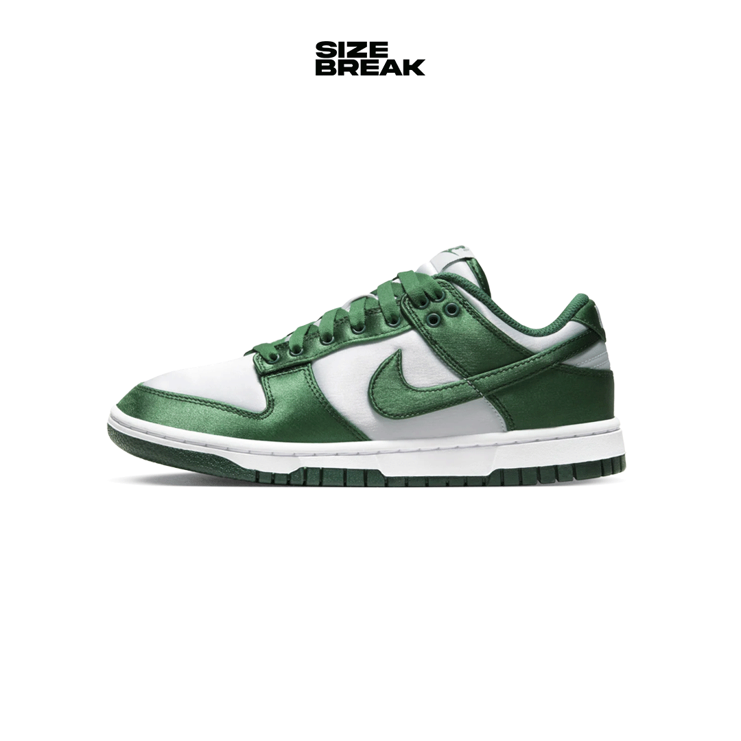 W NIKE DUNK LOW ESS SNKR DX5931-100 WHITE/TEAM GREEN