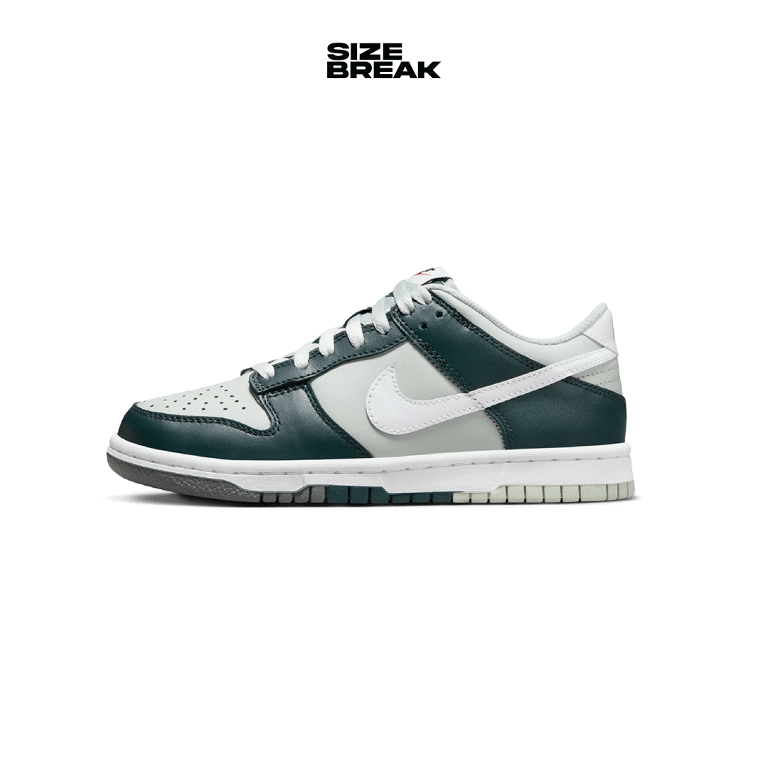 NIKE DUNK LOW (GS) FB9109-300 DEEP JUNGLE/WHITE-LIGHT SILVER