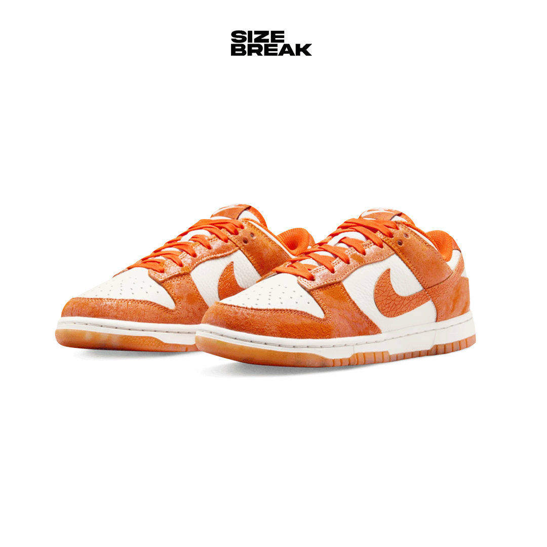 WMNS NIKE DUNK LOW FN7773-001 LIGHT BONE/SAFETY ORANGE